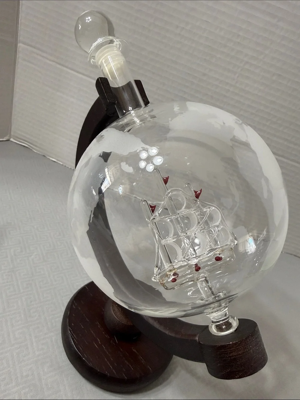 BarMe Etched Class World Globe Liquor Decanter Wood Stand & Glass Ship Inside